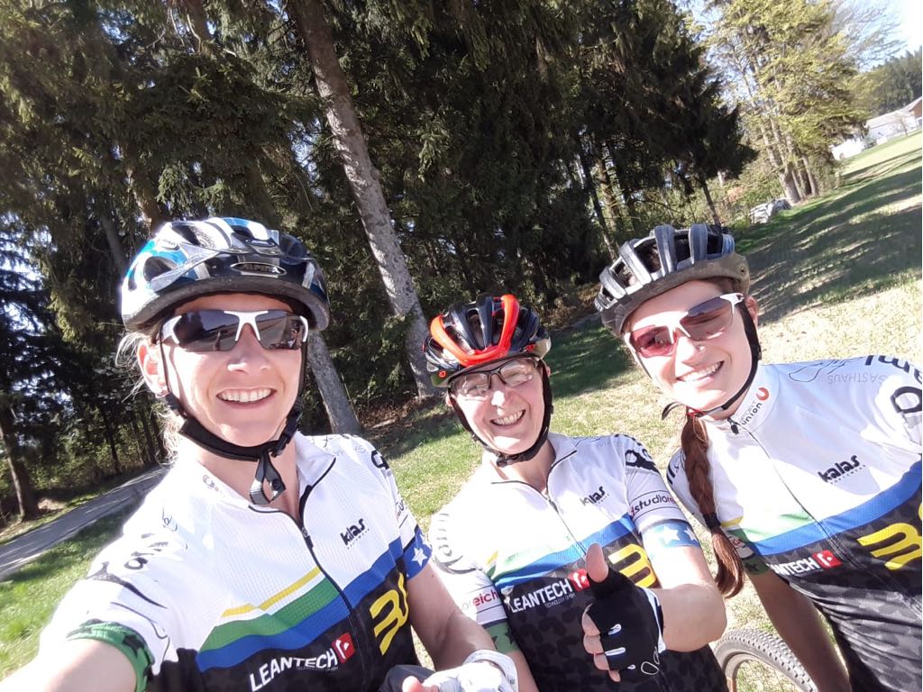 f599c0d1 7786 4e19 b95c a4adead6fac7